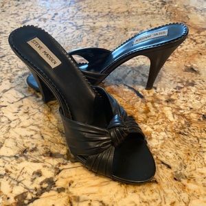 Steve Madden Black Knot Heeled Sandal